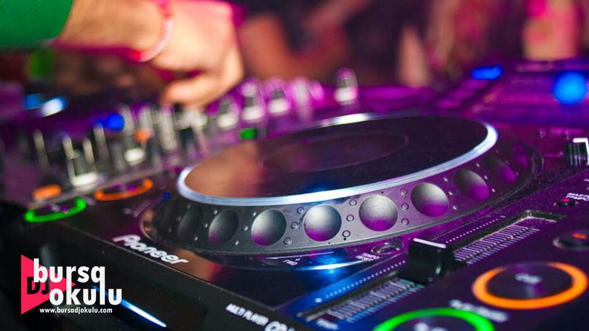 Bursa DJ Academy: Profesyonel Müzik Kariyerinize İlk Adımı Atın